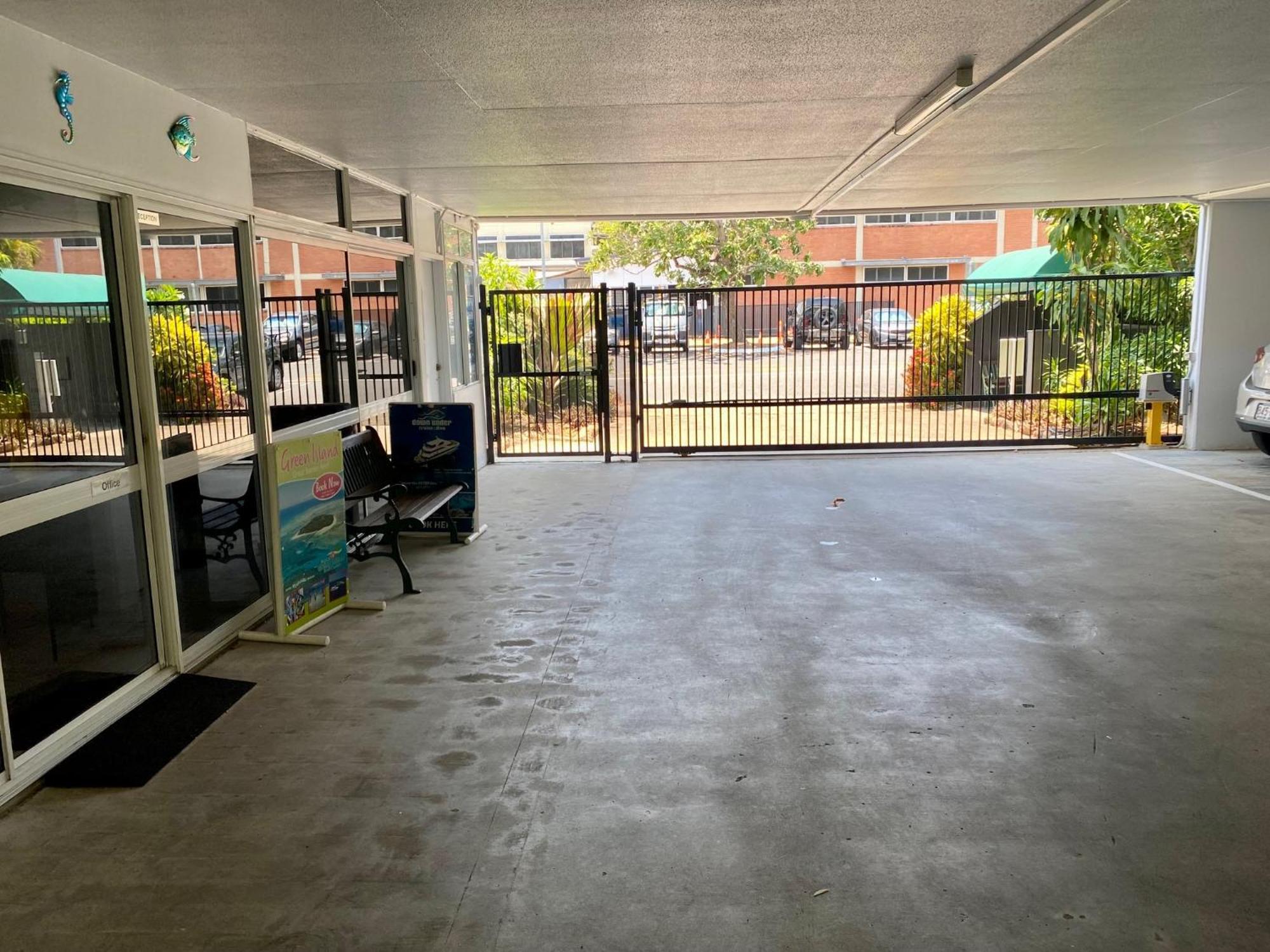 Reef Gateway Apartments Cairns Buitenkant foto